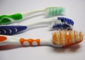 Kaip taisyklingai valyti dantis?